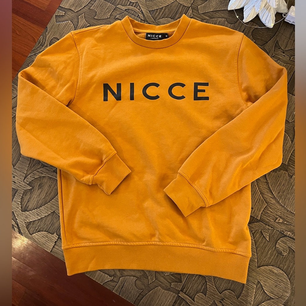 Nicce Men's crewneck sweatshirt size medium